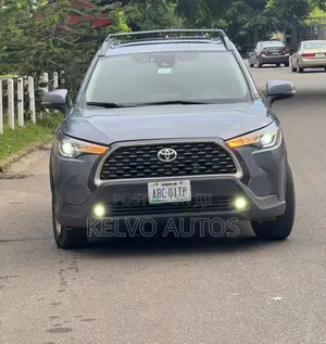 Toyota Corolla 2022 Maroon