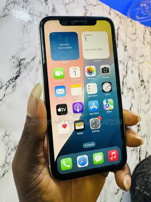 Apple iPhone 11 64 GB White