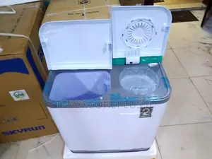Enjoy a Smoother Laundry Routine With This Reliable Twin-Tub Hisense W