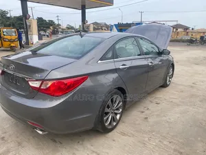 Hyundai Sonata 2011 Gray