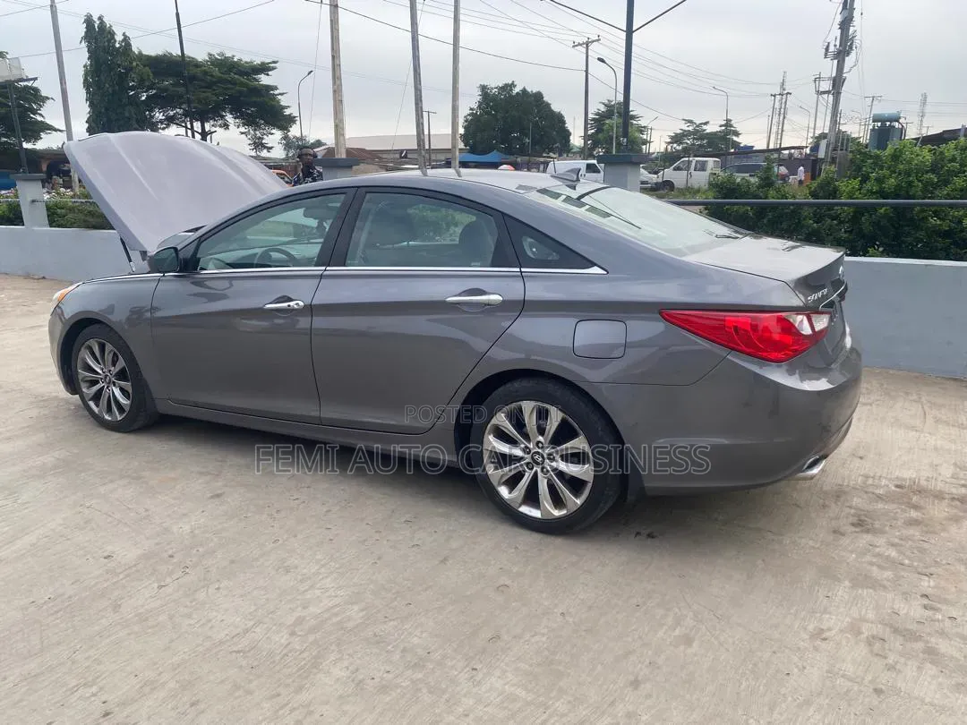 Hyundai Sonata 2011 Gray