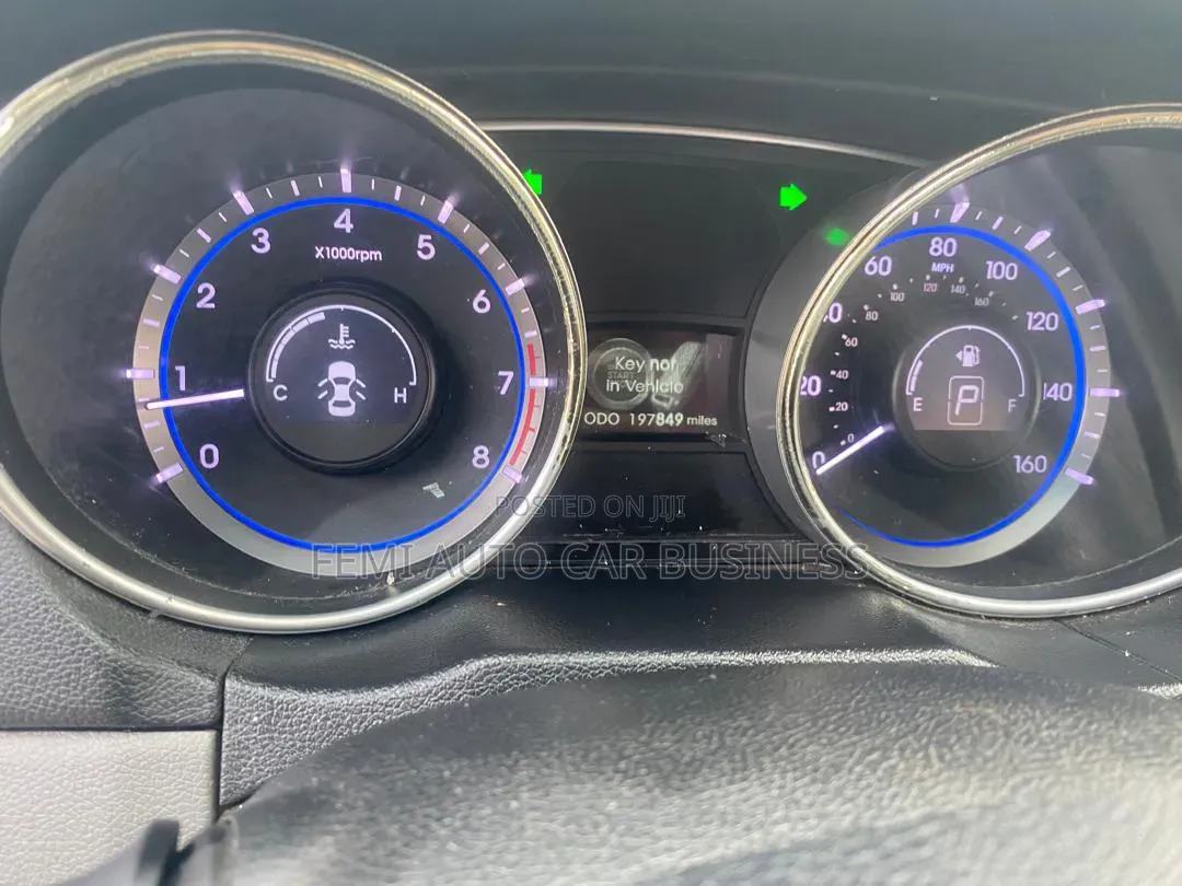 Hyundai Sonata 2011 Gray