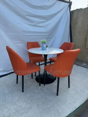 Modern 4-Seater Round Dining Set White Marble Top With Black Metal Leg