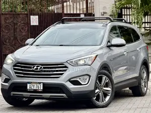 Hyundai Santa Fe Limited 4dr SUV AWD (3.3L 6cyl 6A) 2015 Silver