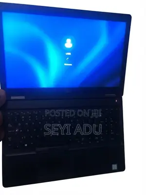 Laptop Dell Latitude 3530 16GB Intel Core i7 SSD 256GB