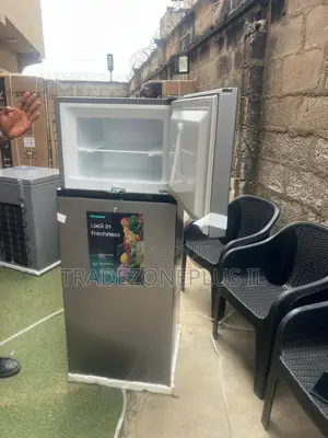 Keep Your Groceries Fresh and Organised With the Hisense 154L REF200DR