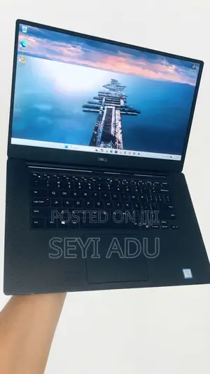 Laptop Dell Precision 5520 8GB Intel Core i5 SSD 256GB