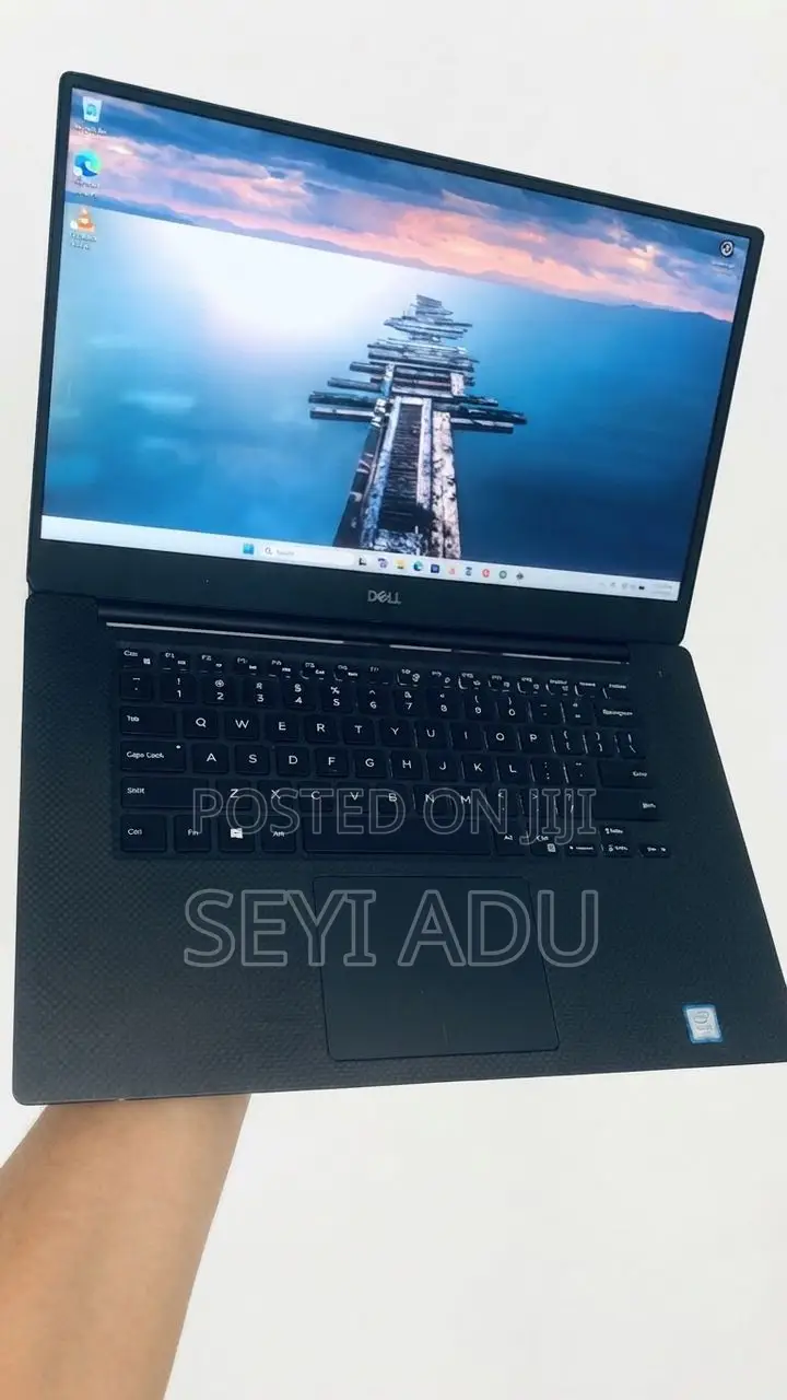 Laptop Dell Precision 5520 8GB Intel Core i5 SSD 256GB
