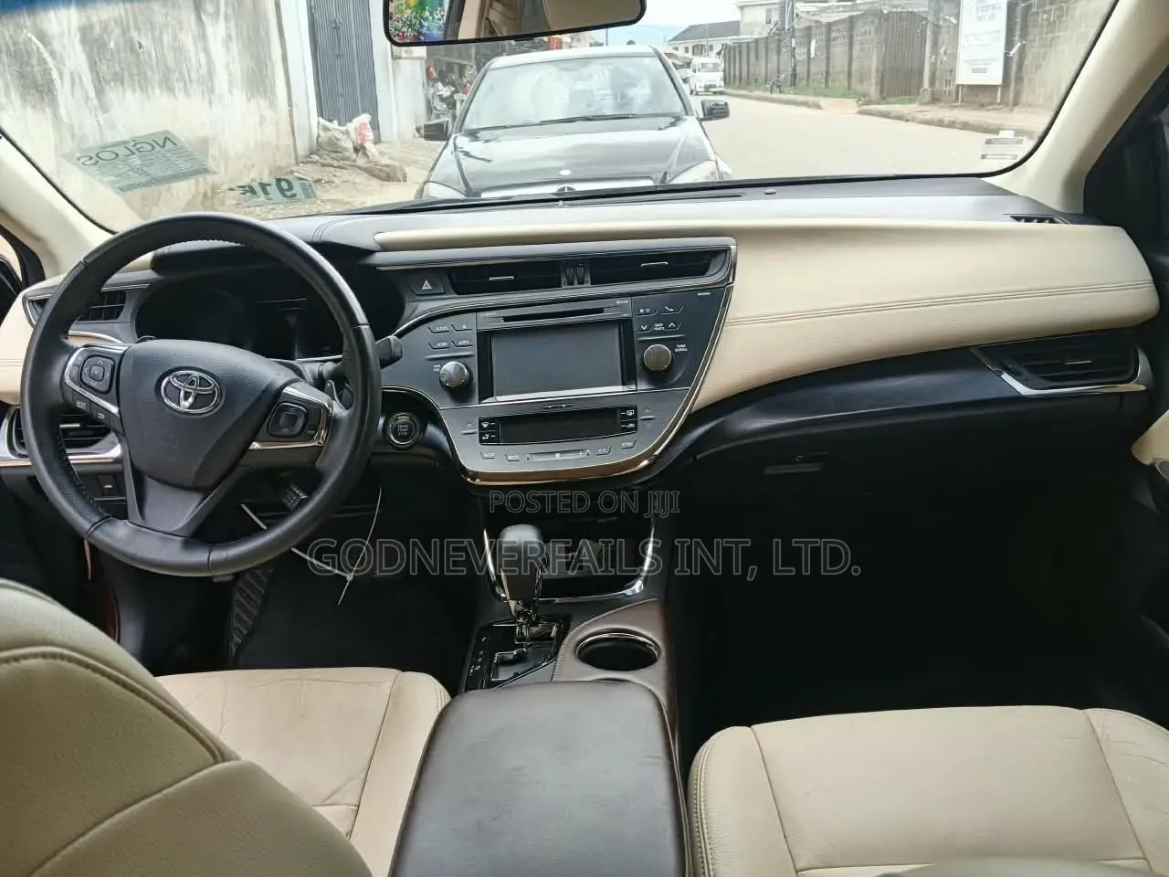 Toyota Avalon 2017 Red