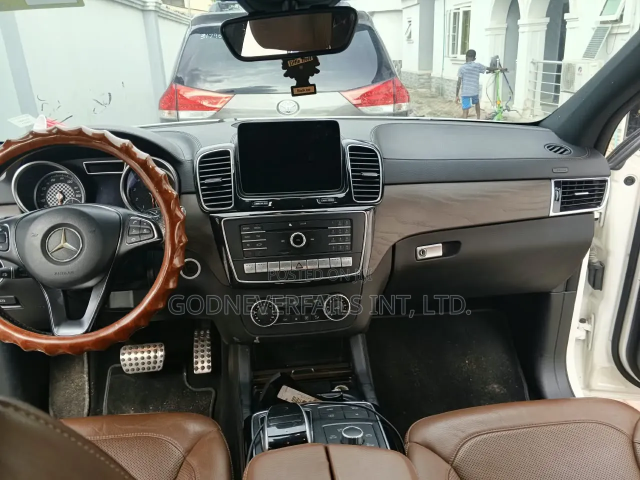 Mercedes-Benz GLE-Class 2017 White
