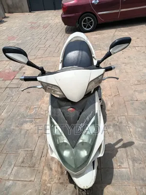 Kymco 2007 White