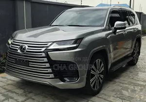 Lexus LX 2023 Gold