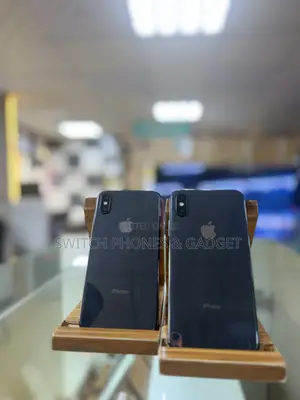 Apple iPhone X 64 GB Black