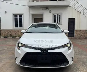 Toyota Corolla L 2022 White