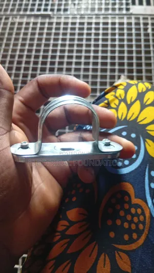 25mm Galvanized Saddle Clip