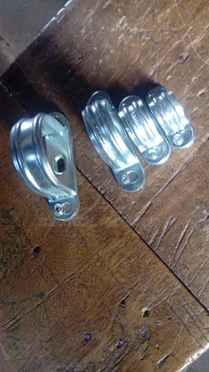 25mm Galvanized Saddle Clip