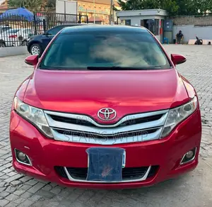 Toyota Venza V6 2010 Red