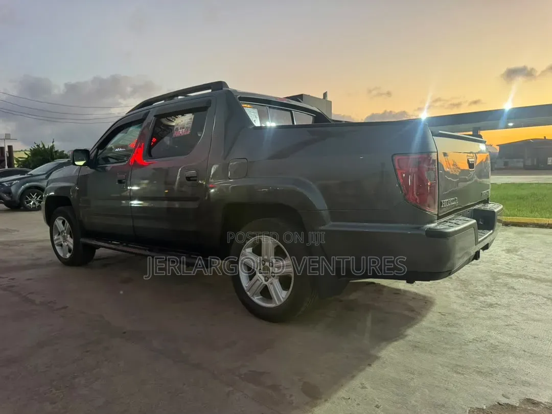 Honda Ridgeline RTL 2011 Gray