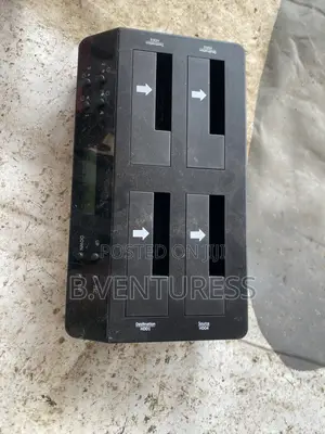 StarTech.com 4-Bay Hard Drive Duplicator and Eraser Dock