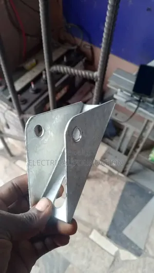 100mm Galvanized Cable Tray Hanger