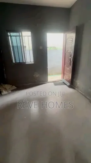 Studio Apartment in Bariga / Shomolu for rent