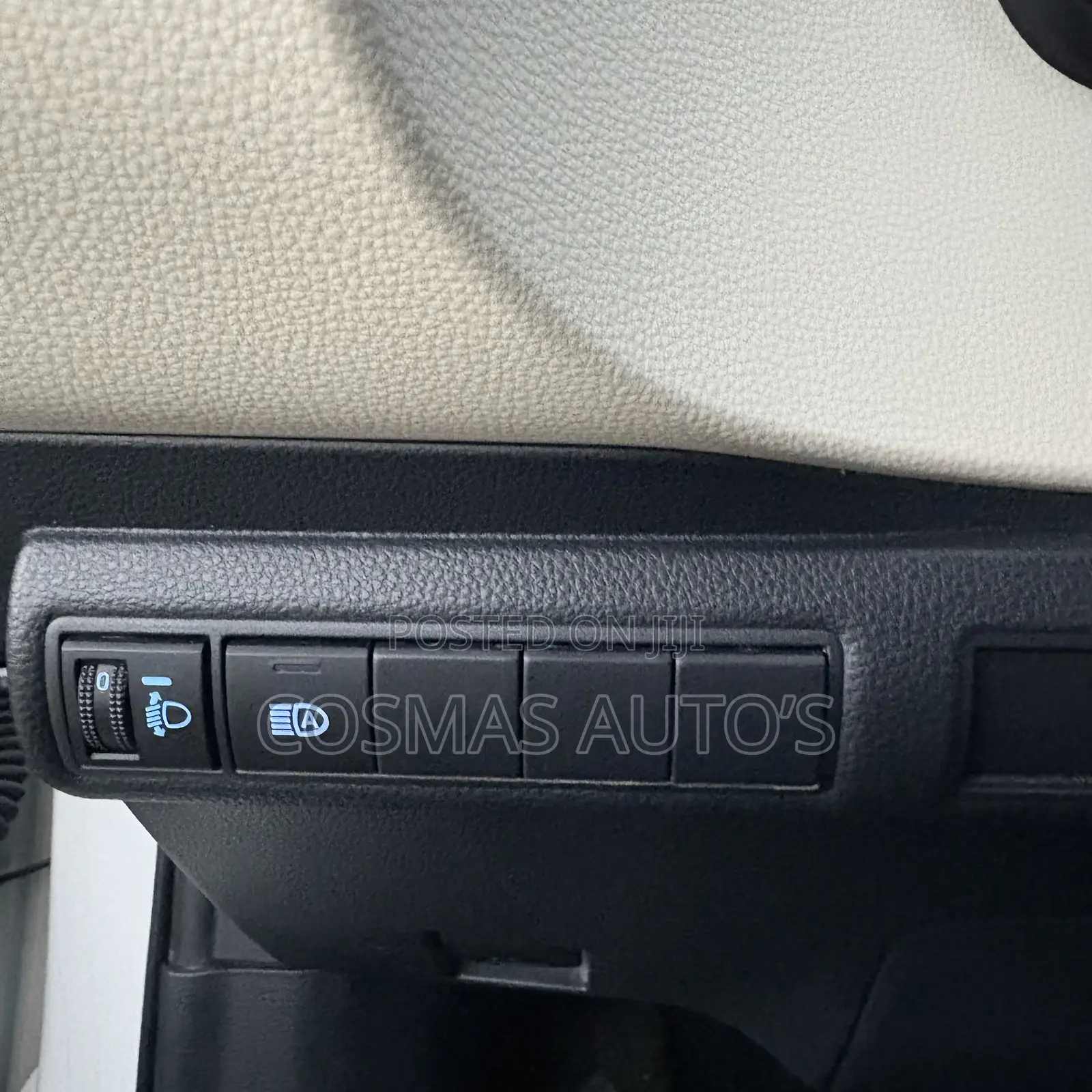Toyota Corolla 2020 White