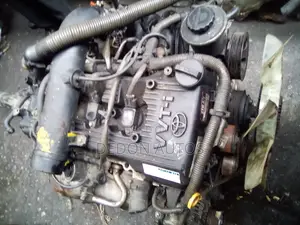 Toyota Hiace 2tr-Fe Engine