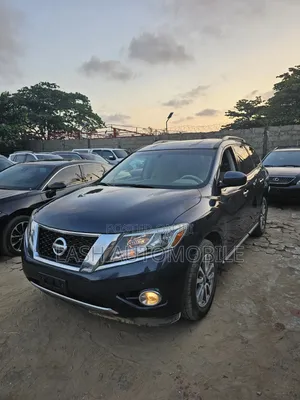 Nissan Pathfinder 2014 Blue