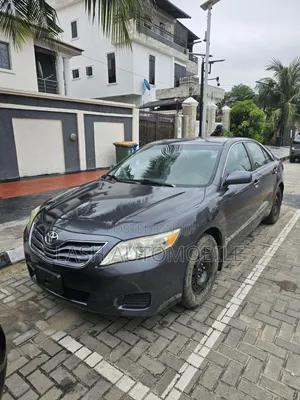 Toyota Camry 2011 Gray