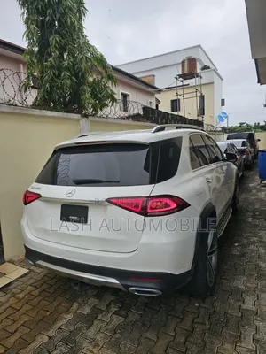 Mercedes-Benz GLE-Class 2021 White
