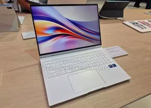New Laptop Dell XPS 13 32GB Qualcomm Snapdragon X Elite SSD 512GB