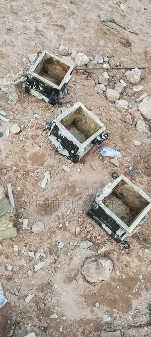 Construction Cube Mold 150x150