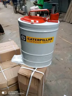 Caterpillar (CAT) Manual Grease Bucket Pump