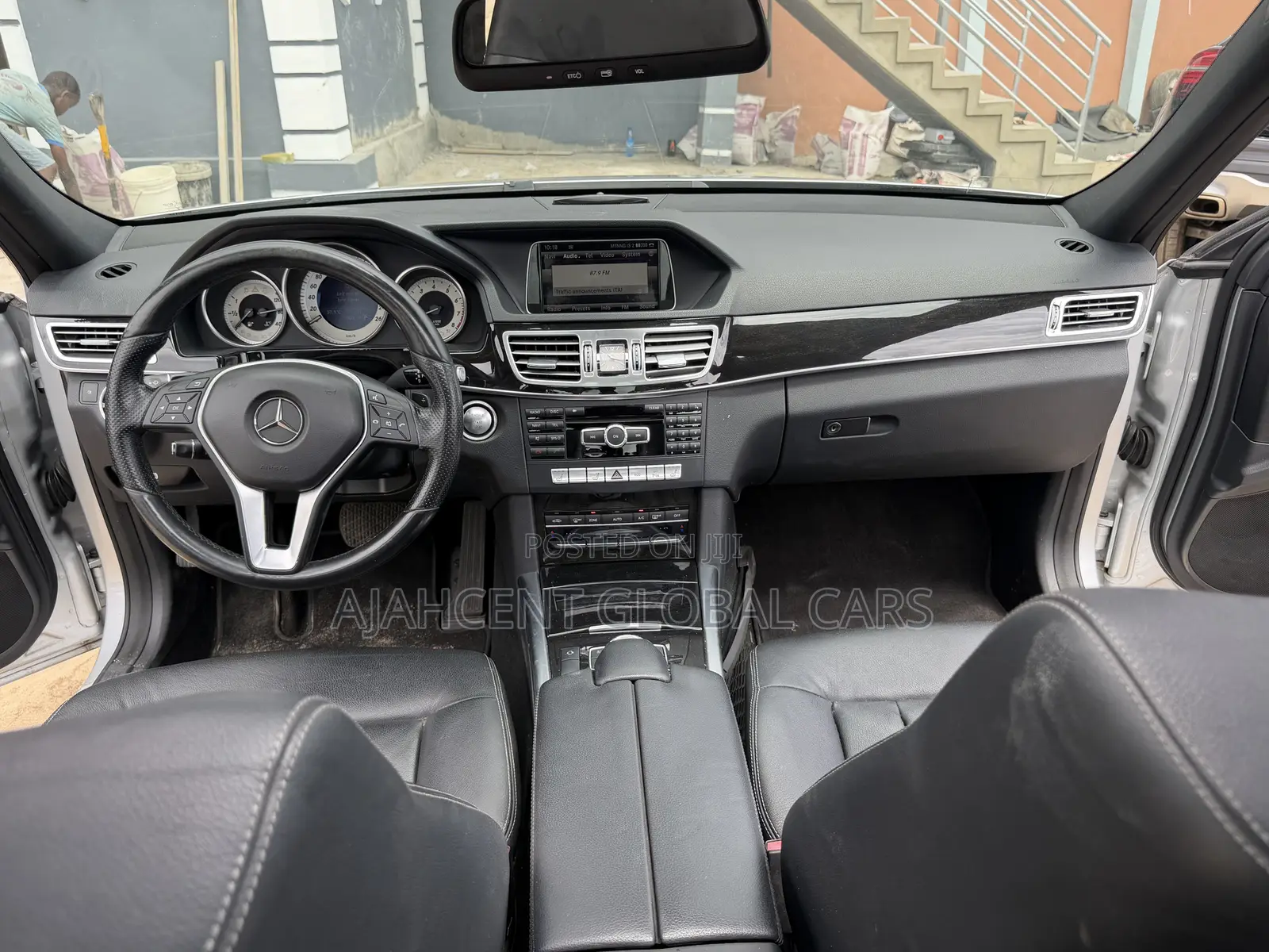 Mercedes-Benz E300 2014 Silver