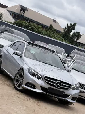 Mercedes-Benz E300 2014 Silver