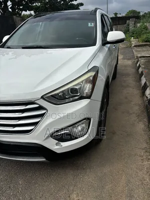 Hyundai Santa Fe 2015 White