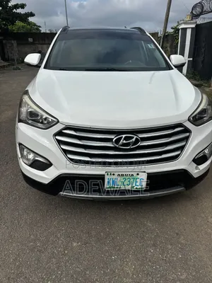 Hyundai Santa Fe 2015 White