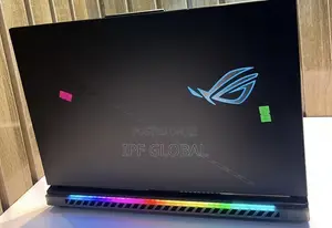 Laptop Asus ROG Strix SCAR 18 16GB Intel Core i7 SSD 1T