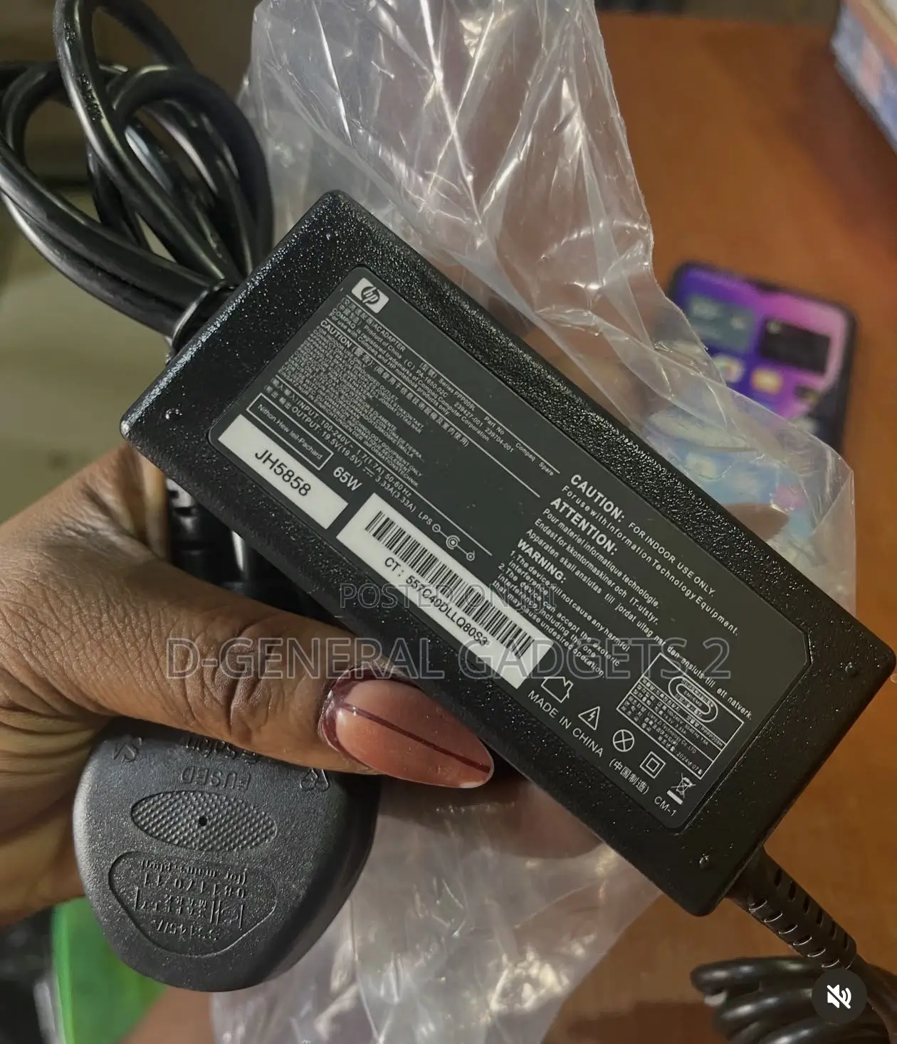 Original HP Charger 🔌
