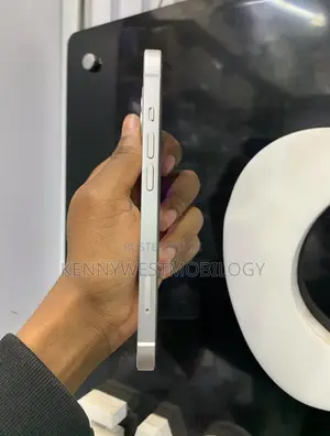 Apple iPhone 13 256 GB White