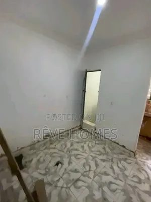 1bdrm Shared Apartment in Shomolu / Shomolu for rent