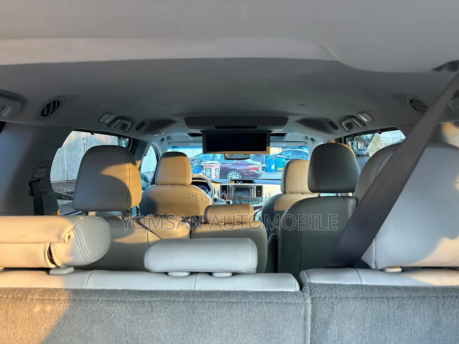 Toyota Sienna XLE 7 Passenger Mobility 2012 White