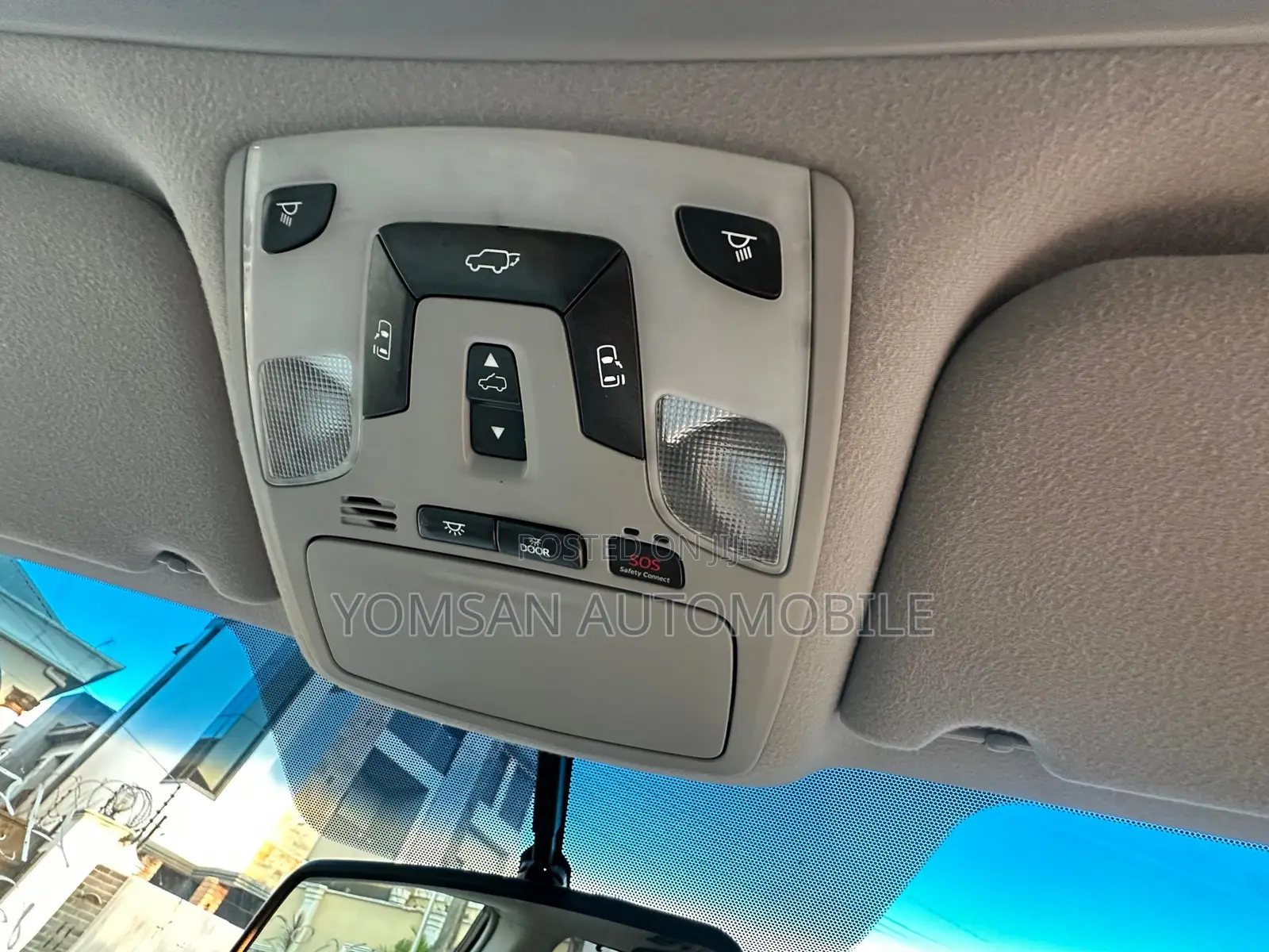 Toyota Sienna XLE 7 Passenger Mobility 2012 White