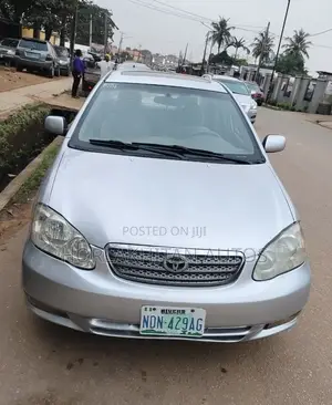 Toyota Corolla LE 2004 Silver