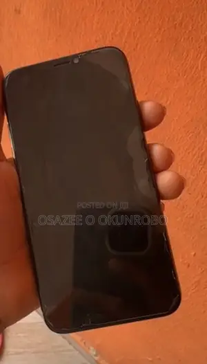 Apple iPhone X 64 GB Black