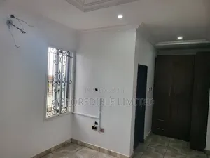 2bdrm Apartment in Seaflow Estate, Ifako-Gbagada for rent
