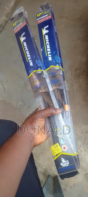 Michelin Optimum+ Universal Windshield Wipers