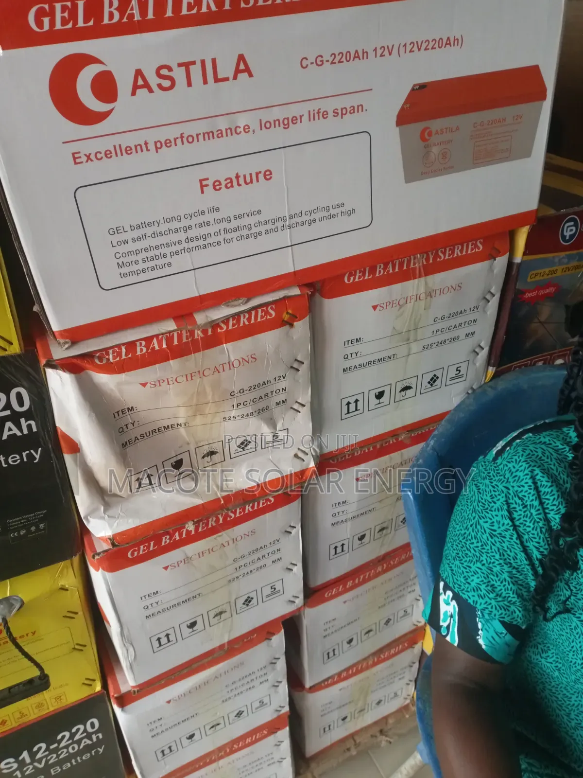 220a Castila Solar Battery