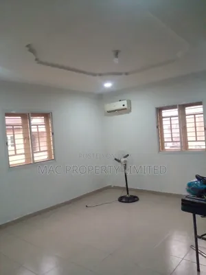 Furnished 3bdrm Block of Flats in Deji Street ,, Agboyi/Ketu for rent