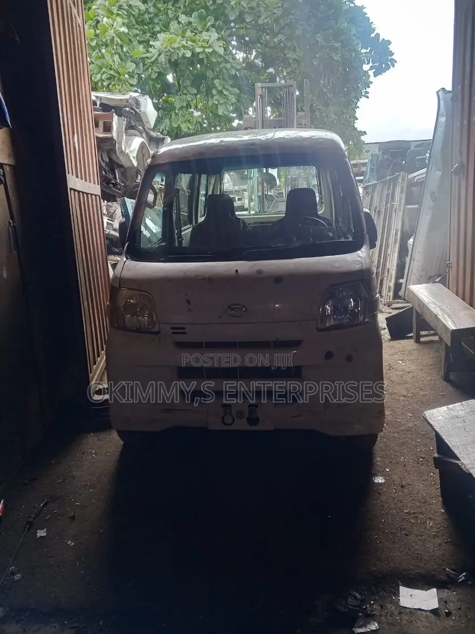 Daihatsu Hijet 2012 White